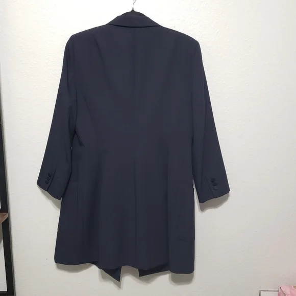 NWT Zara blazer, Color Navy Blue, Size L - Picture 7 of 17